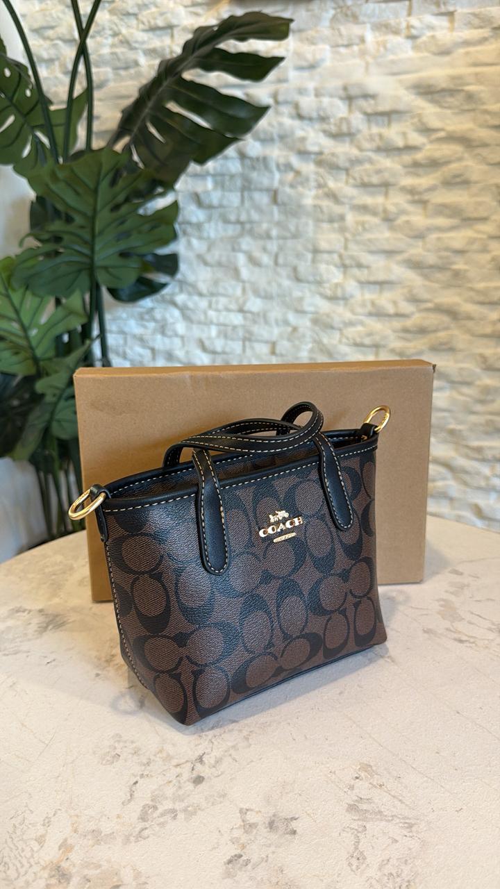 حقيبة كوتش سيتي ميني توت كلاسيك 18cm