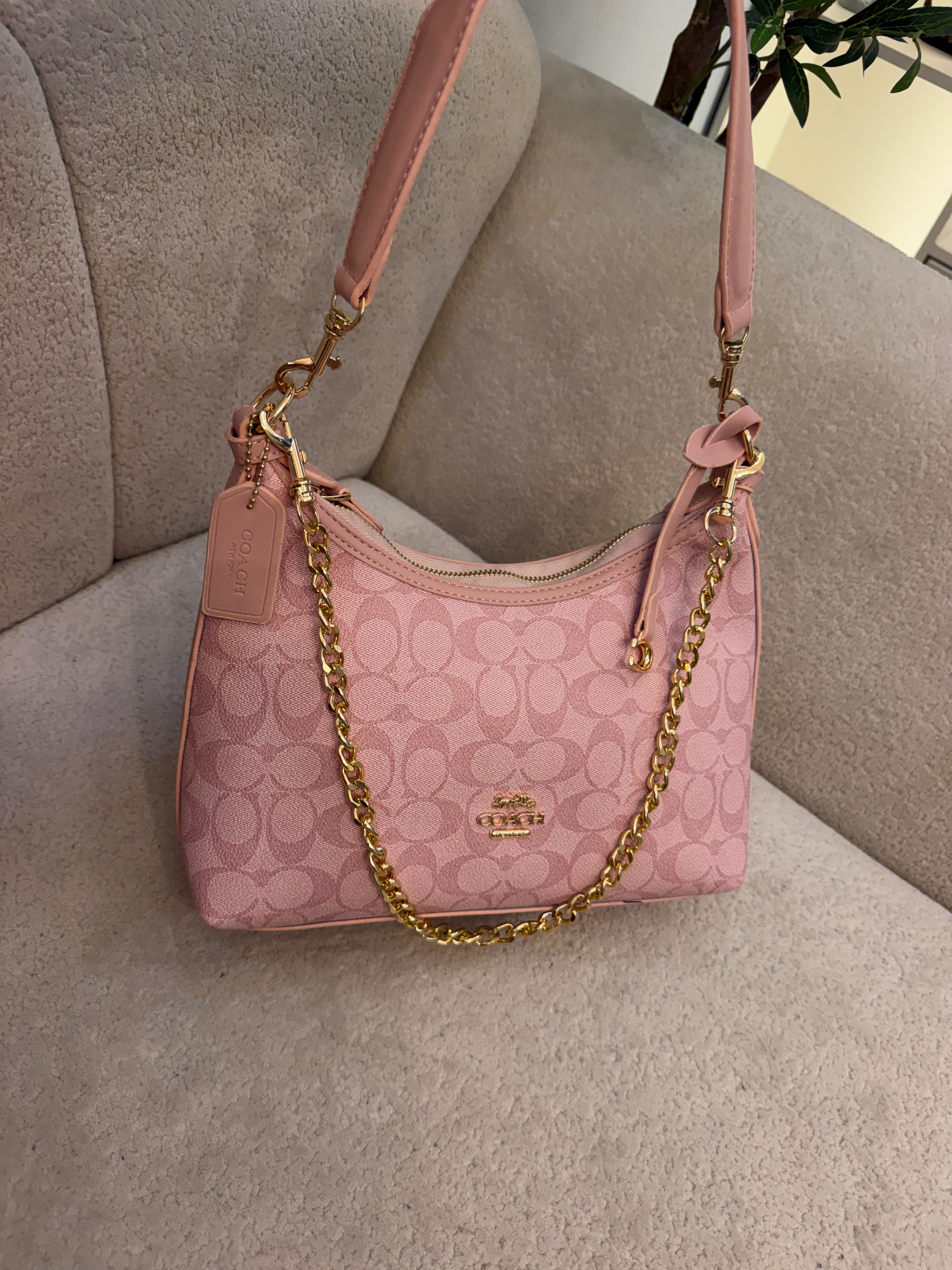 حقيبة كوتش 31cm